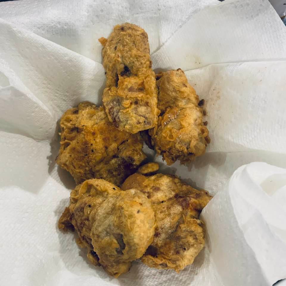 David fried us up some delicious venison this evening for dinner. Not just any venison...the good stuff--the back strap thanks to our friend, Nacho. David fried us up some delicious venison this evening for dinner. Not just any venison...the good stuff--the back strap thanks to our friend, Nacho.