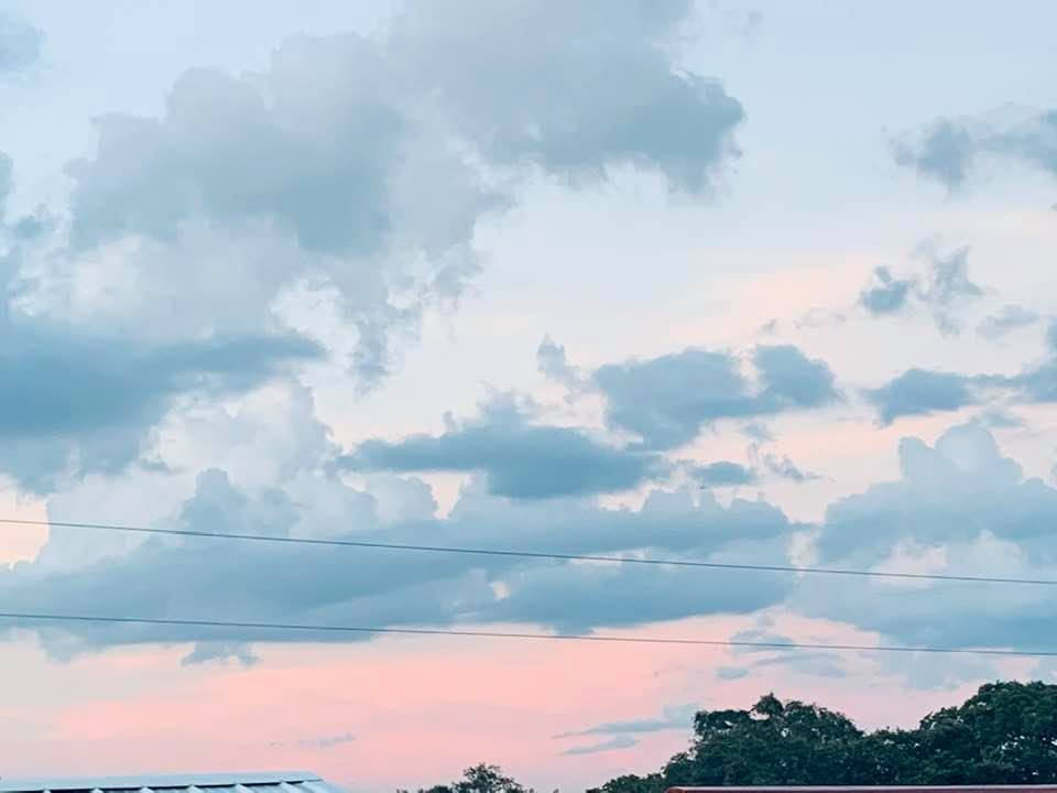 The cotton candy clouds were so pink and fluffy. I always regret when I forget my phone...
