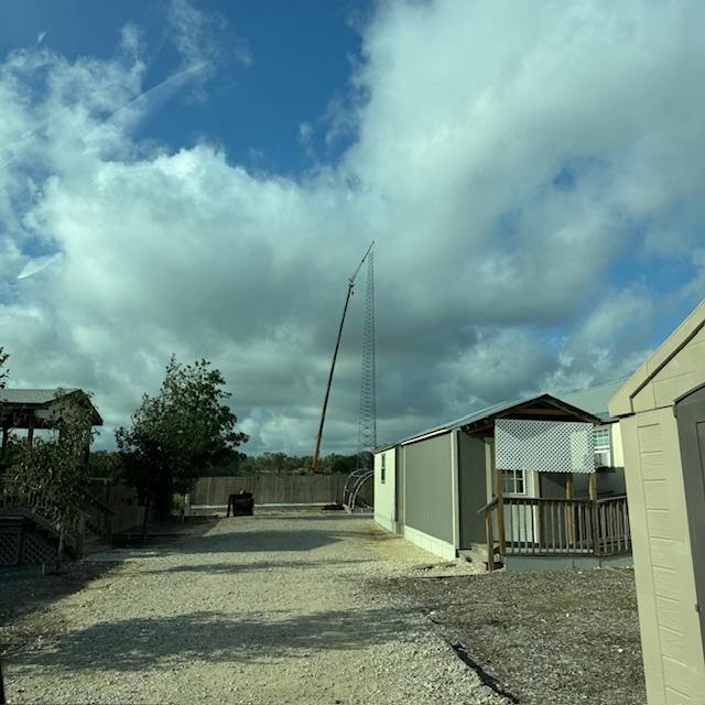 Here is a long shot of the crane and tower.