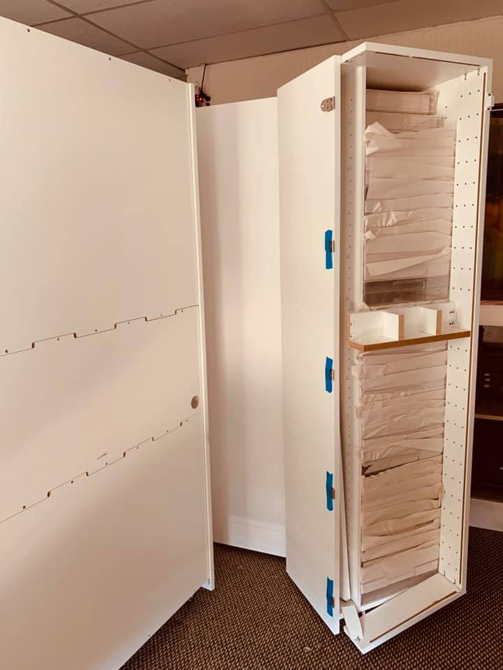 My Dreambox arrived broken unfortunately. It was damaged during freight.