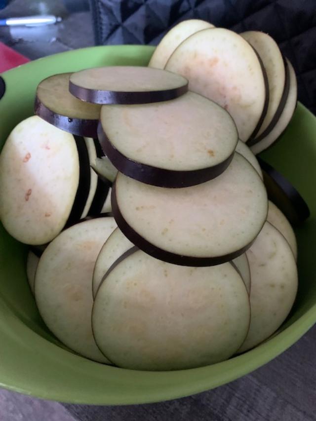 Slice into thin rounds, 1/4 to 1/2 inches.