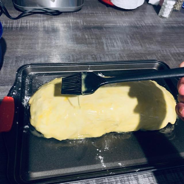 The eggwash will insure your Wellington will come out looking beautiful.