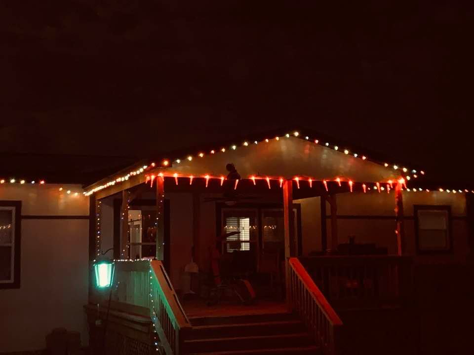 Our front porch is lit up and looking good. Sad to see the Christmas season gone already.