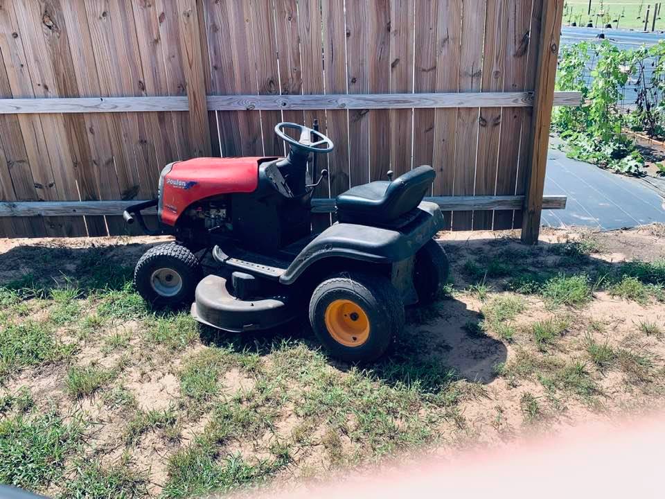 So this mower from last Saturday parked his mower behind one of our fences. He will not come get it. As of this writing, it has been here for one full week (7/31/21). He didn't leave the keys.