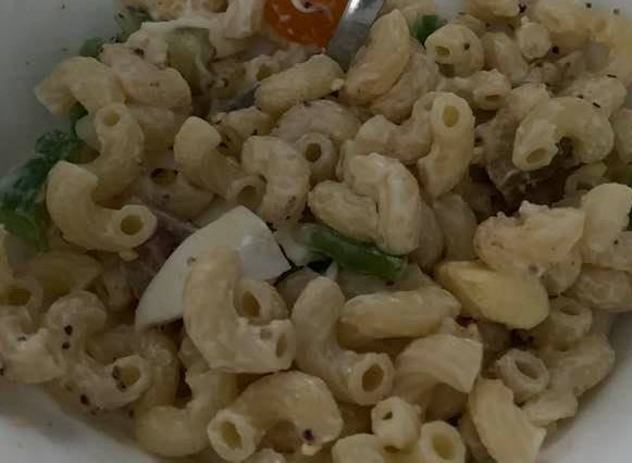 This macaroni salad is delicious. I added green pepper, cherry tomatoes, garlic, sweet pickles, green olives, boiled eggs, and Miracle Whip. This macaroni salad is delicious. I added green pepper, cherry tomatoes, garlic, sweet pickles, green olives, boiled eggs, and Miracle Whip.