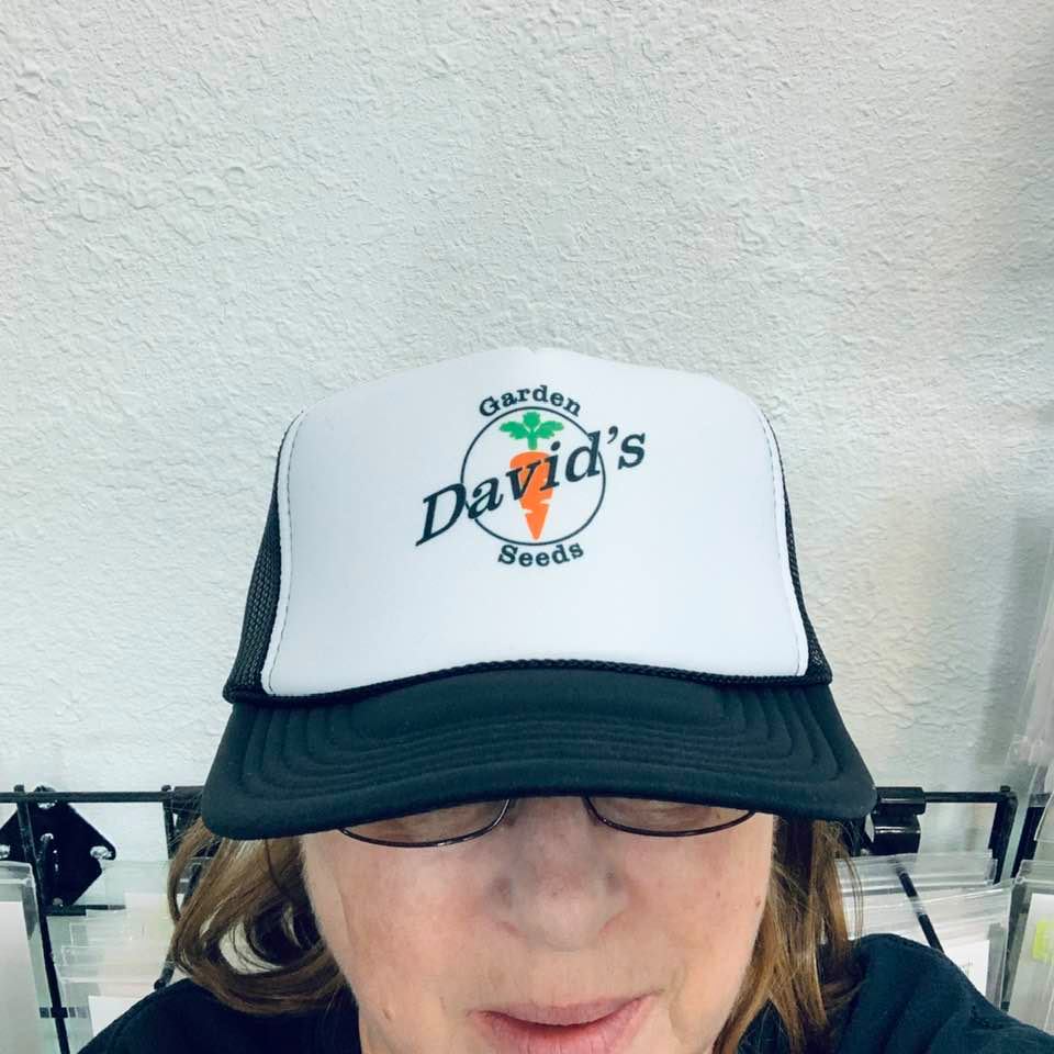 Don't I look great in our brand new black and white David's Garden Seeds® trucker cap? They actually stunning with the black. I thought they looked good in green but black looks sharp!