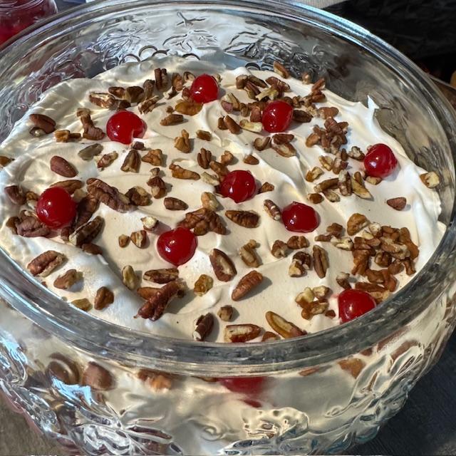My punchbowl cake today came out so good! The punchbowl was a wedding shower gift over 38 years ago. It was missing for 6 years but I found it with things David was getting rid of this week.