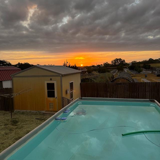 Look at all those clouds at sunrise. It is still cloudy at 3:30pm but no rain.