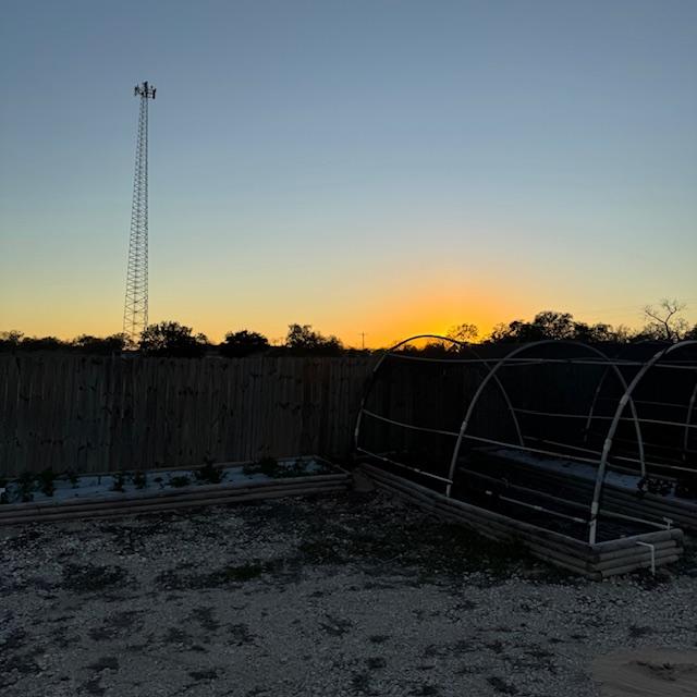 The sun is dropping quickly!