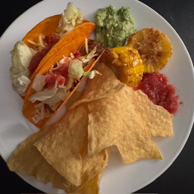 The taco plates were muy bueno!