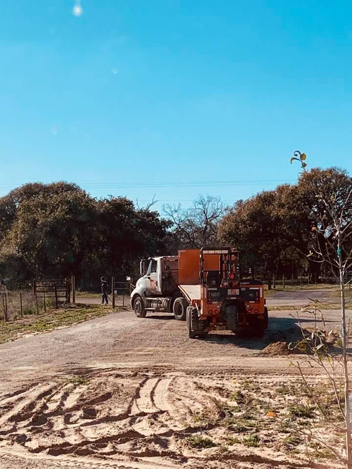 Home Depot truck leaves after getting out of sand.
