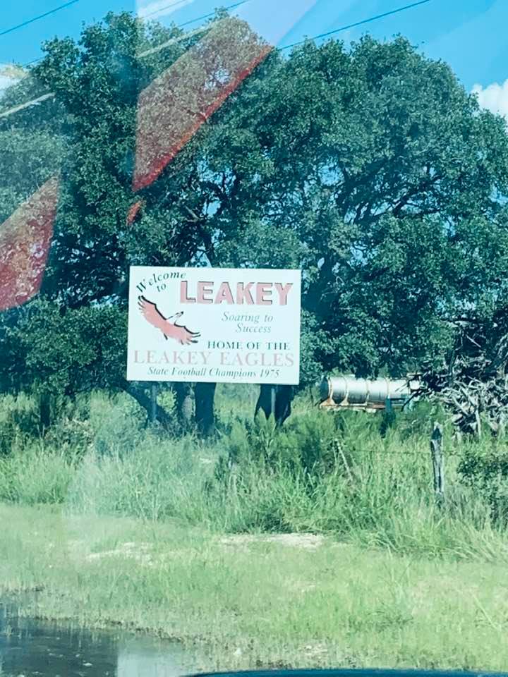 David was on the 1975 team when they won so here is one of the signs in Leakey.